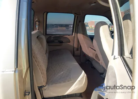 2000 Ford F-250 Lariat/Xl/Xlt из США, поврежденный, VIN 1FTNW20L0YEC98347